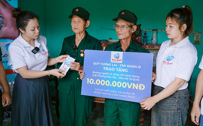 Hệ thống bảo mật vững chắc và đội ngũ hỗ trợ khách hàng của QQ8889